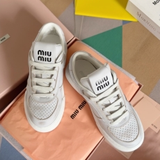 Miu Miu Casual Shoes